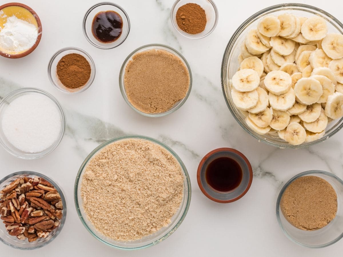 Easy banana cobbler ingredients with pecans and brown sugar