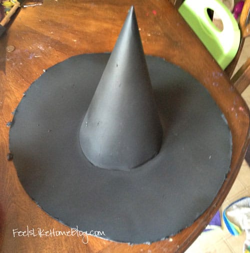 How to Make an Easy $2 Witch's Hat