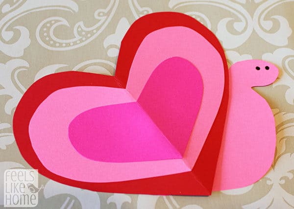 Valentine's Day heart-shaped animal crafts for kids snail