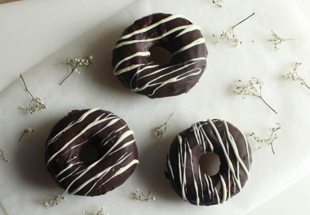 3 zebra donuts with yeast