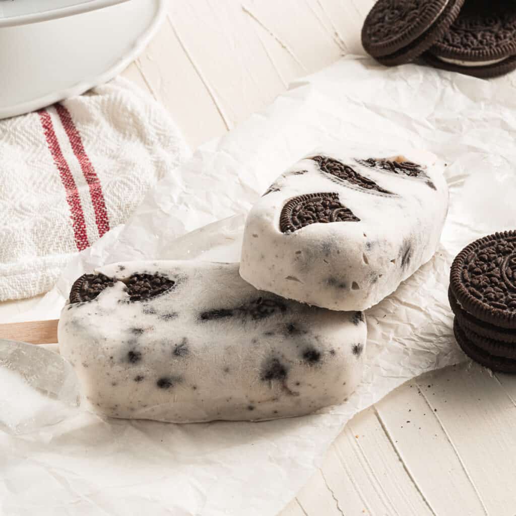 frozen Oreo popsicles