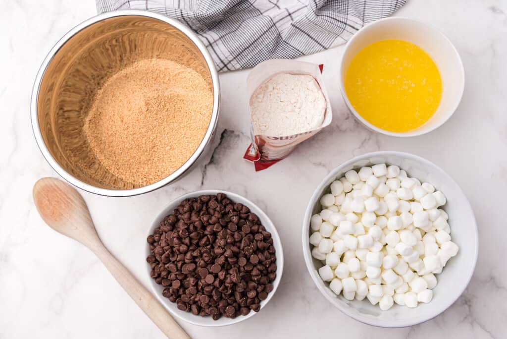 s'mores bars ingredients