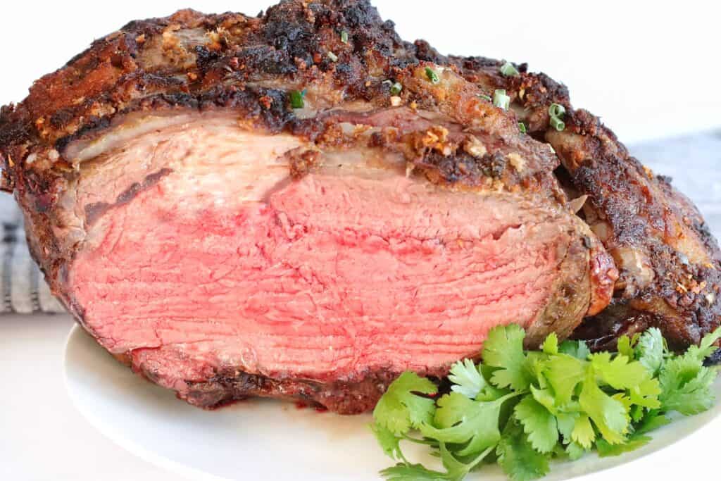 sliced prime rib on a plate