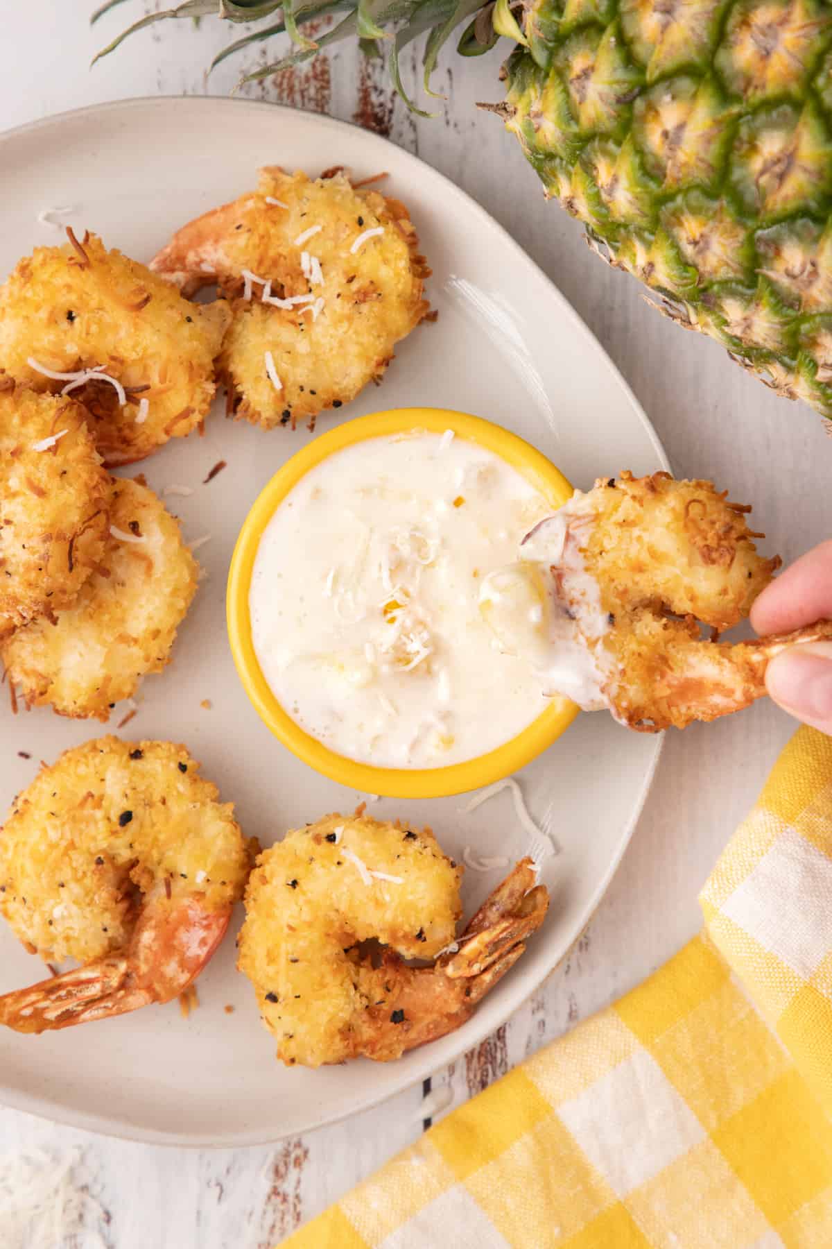 coconut shrimp with piña colada dipping sauce