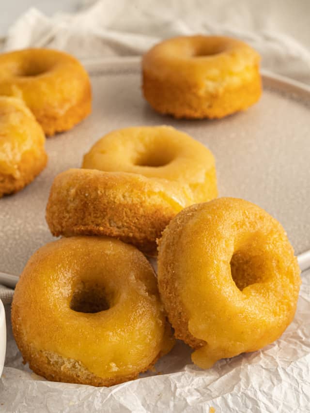 BAKED GLUTEN FREE ALMOND FLOUR DONUTS STORY