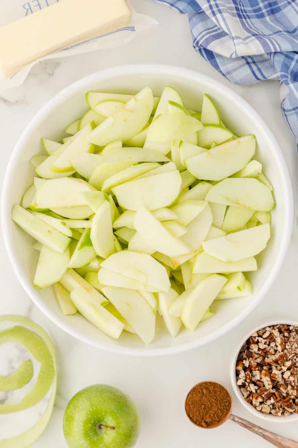 The Best Cake Mix Apple Crisp Recipe from The Pampered Chef