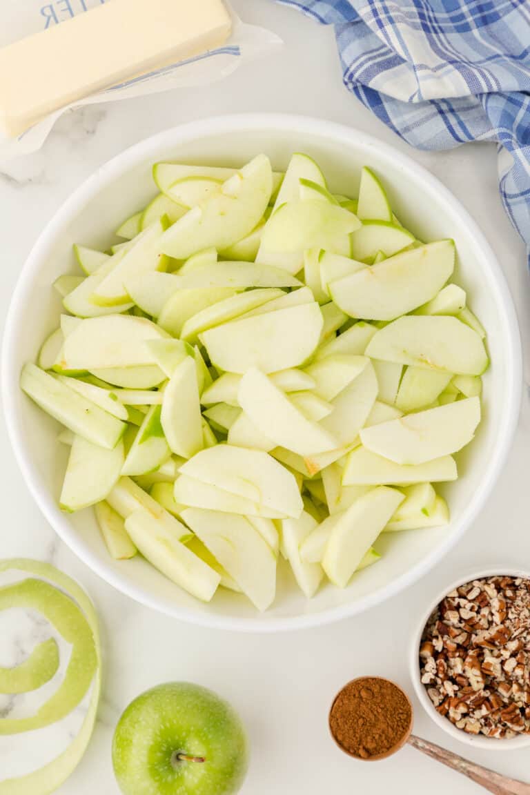 The Best Cake Mix Apple Crisp Recipe from The Pampered Chef