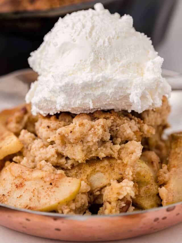 THE BEST APPLE CRISP RECIPE Feels Like Home™
