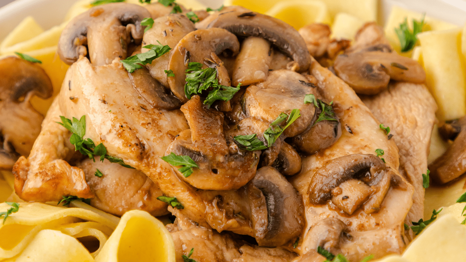 balsamic mushroom chicken over noodles