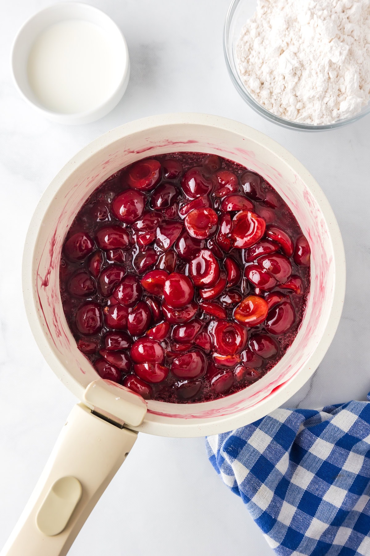 the fresh cherry cobbler filling after cooking