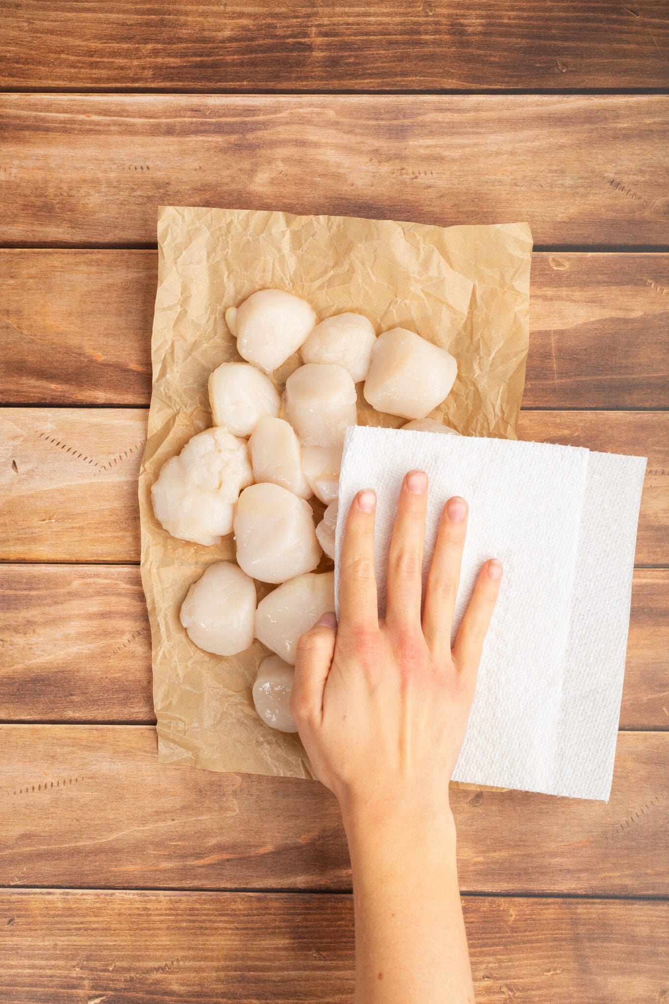 pat the scallops dry with a paper towel