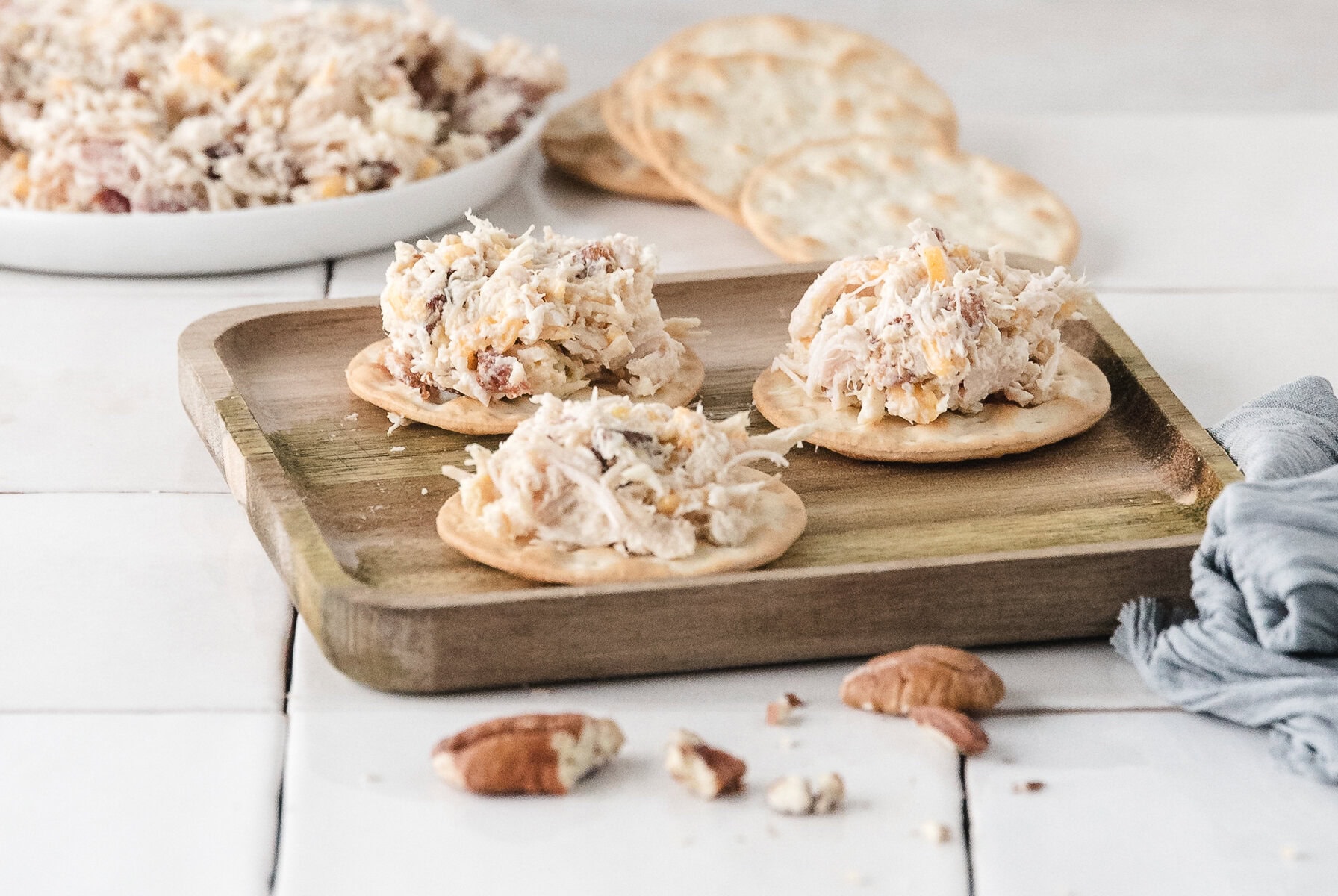 chicken salad with canned chicken on three crackers