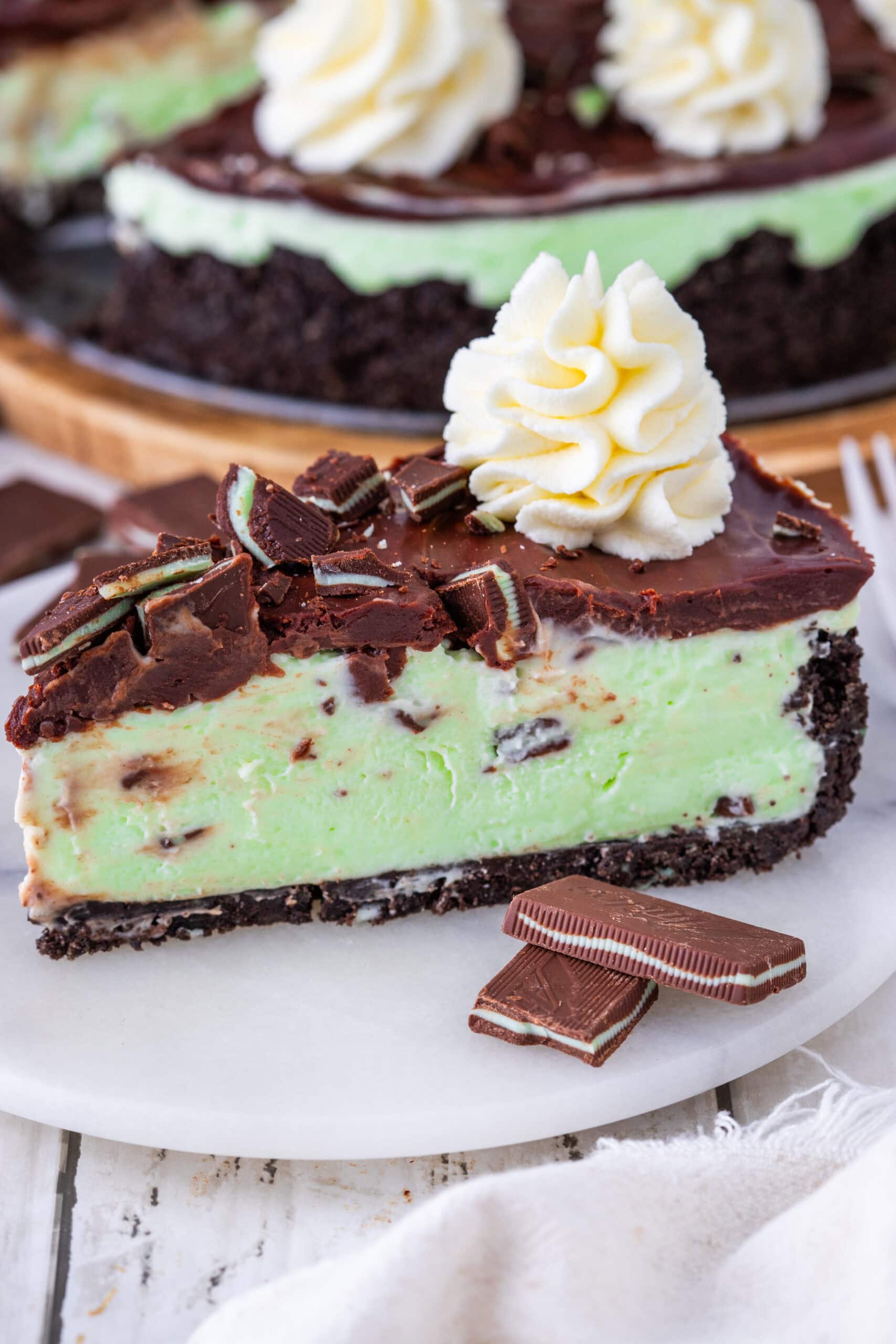 Side view of a cheesecake slice, seeing every layer