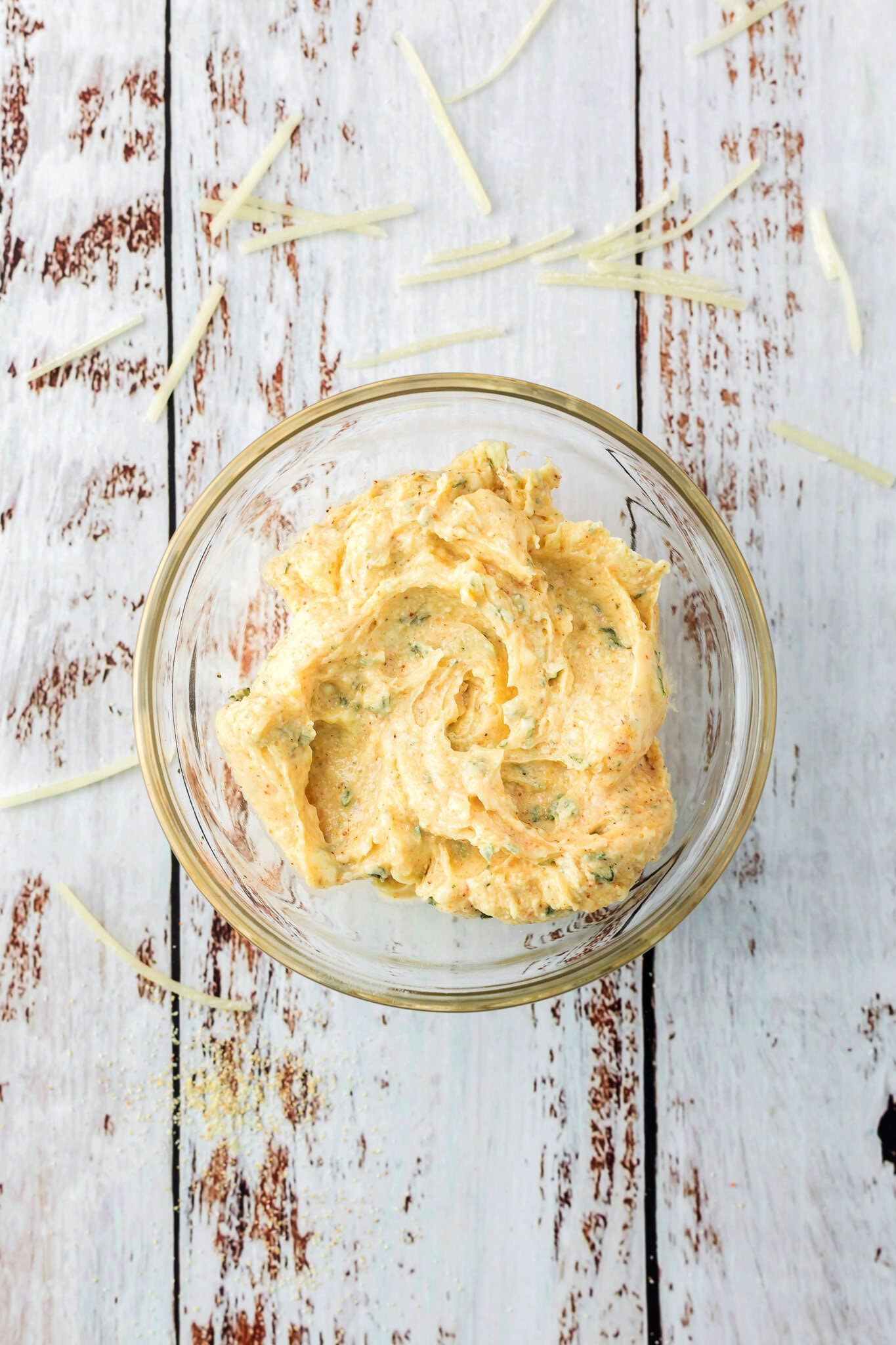 Butter mixture: butter, garlic powder, cajun seasoning, and dried parsley. MIxed well.