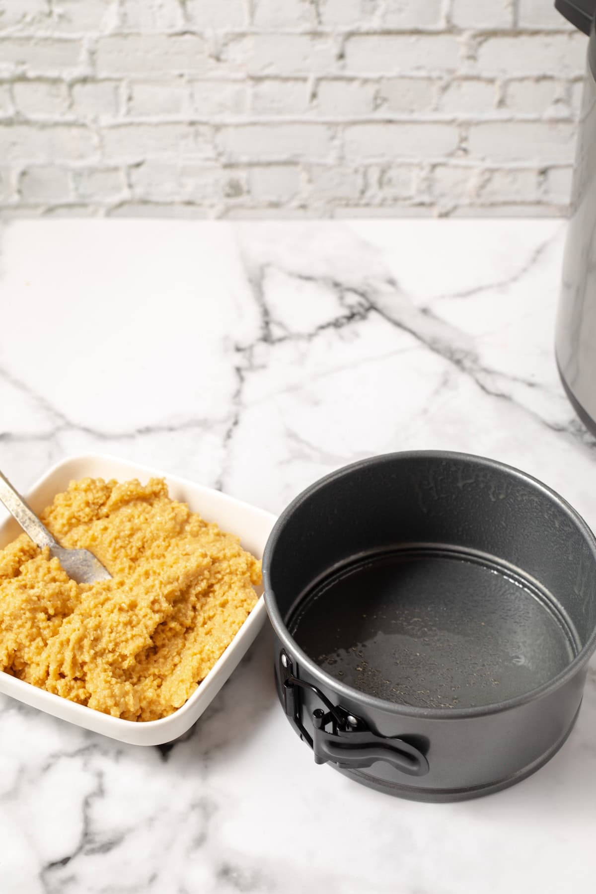 spray the Instant Pot springform pan with cooking spray