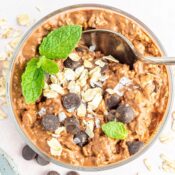 Mint Chocolate Overnight Oats