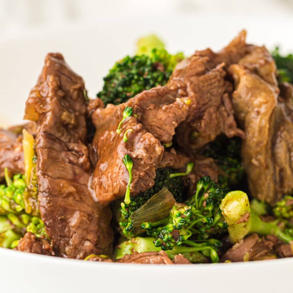 Flank steak beef and broccoli