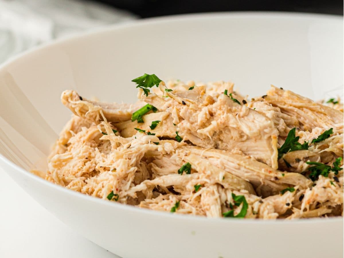 Easy slow cooker shredded chicken recipe