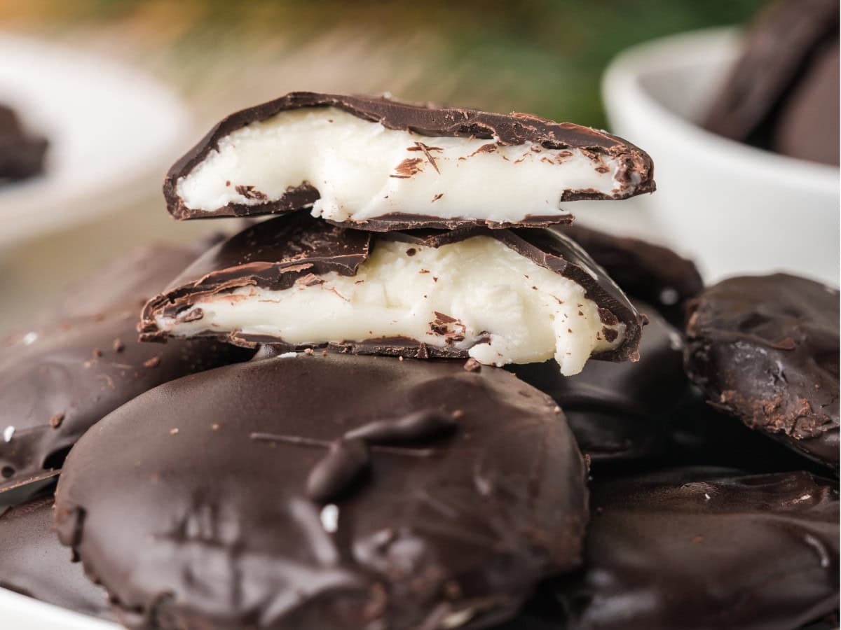 Copycat peppermint pattie candy