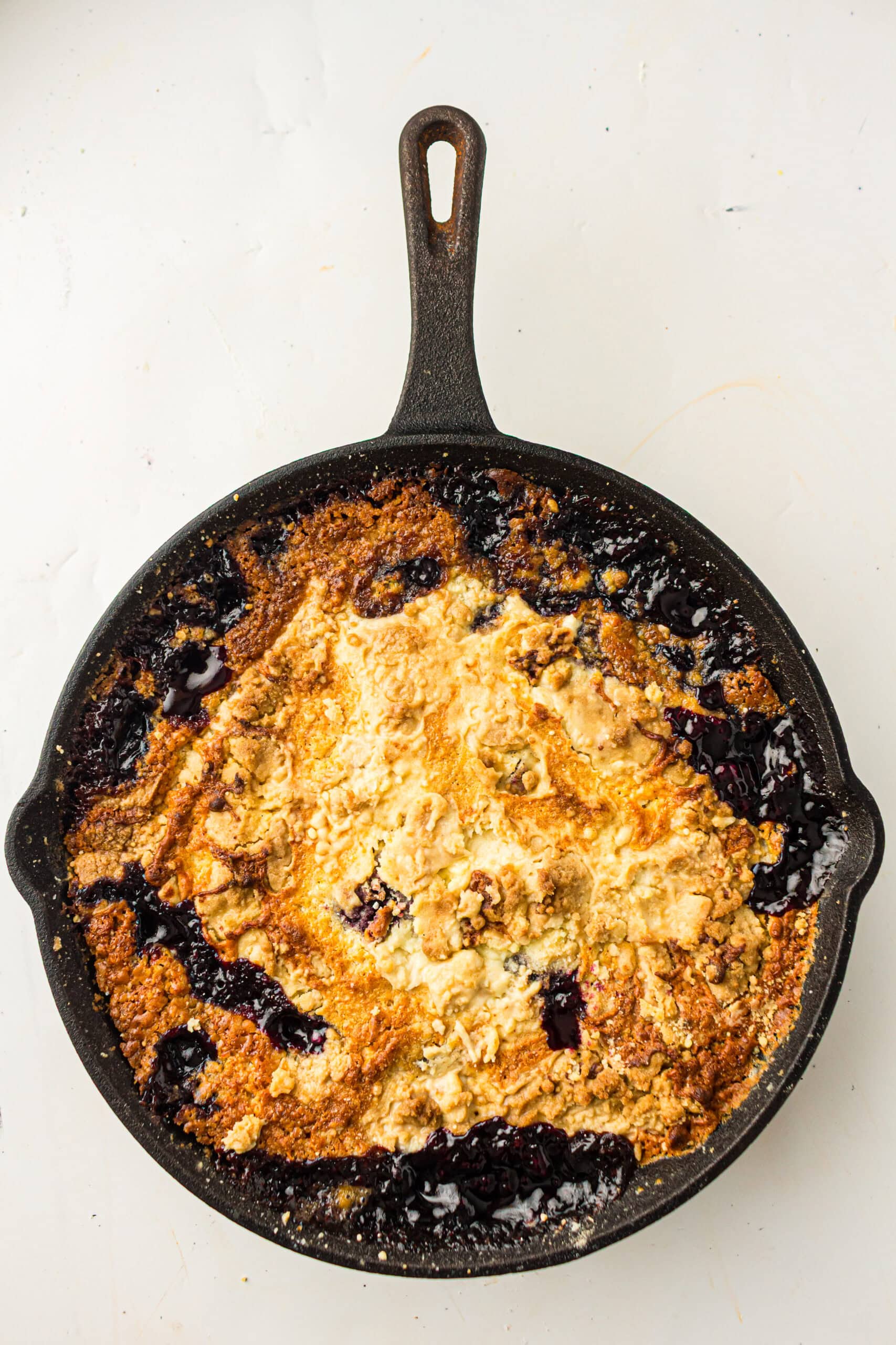 Golden mixed berry dump cake