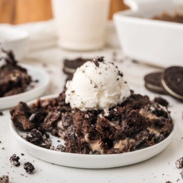 Gooey Oreo dump cake with vanilla ice cream