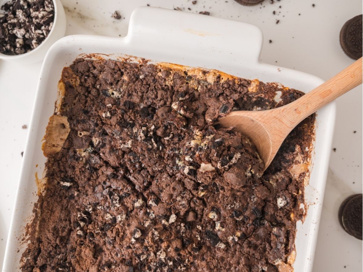 Easy Oreo dump cake fresh from oven