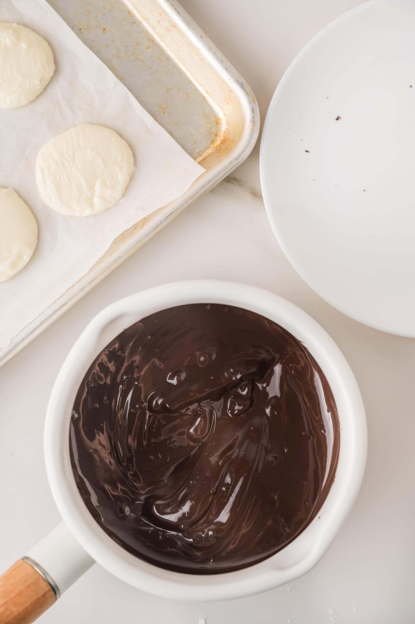 Melted chocolate for peppermint patties