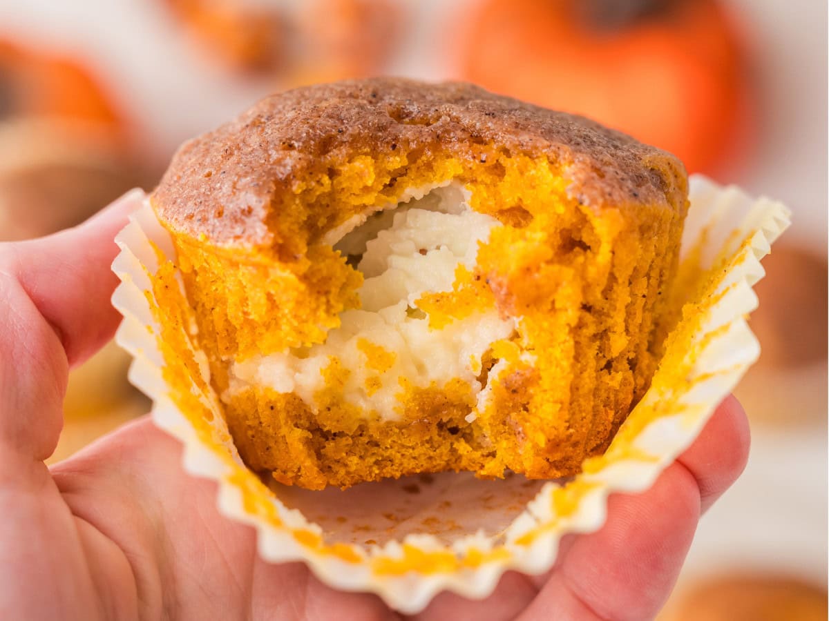 Cream cheese filled pumpkin muffins