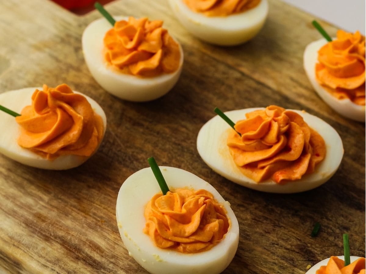 Pumpkin shaped deviled eggs for parties