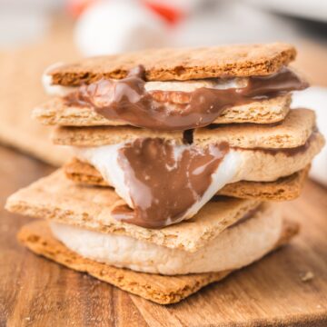 Easy air fryer s’mores with peanut butter cups