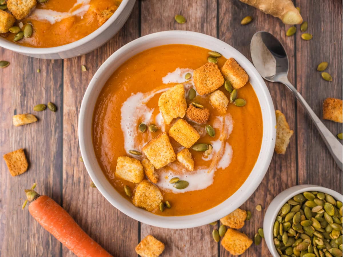 Smooth carrot ginger soup