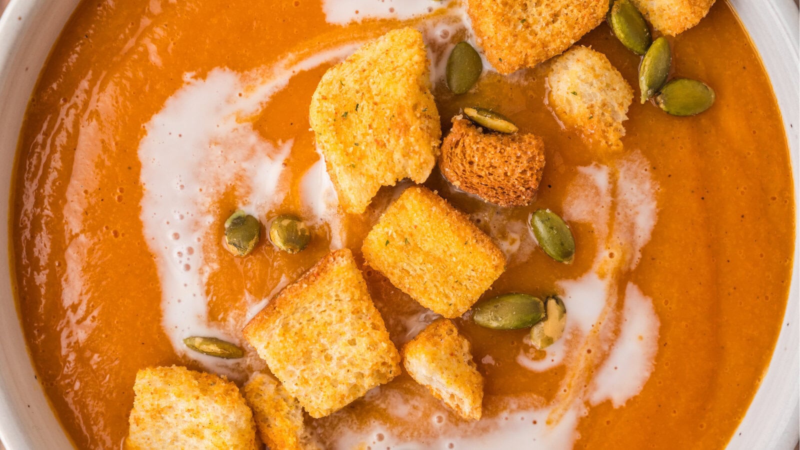 Easy carrot ginger soup
