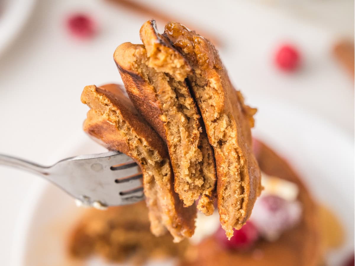Spiced gingerbread pancakes