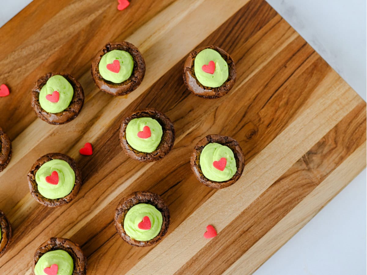 Christmas brownie bites with green buttercream