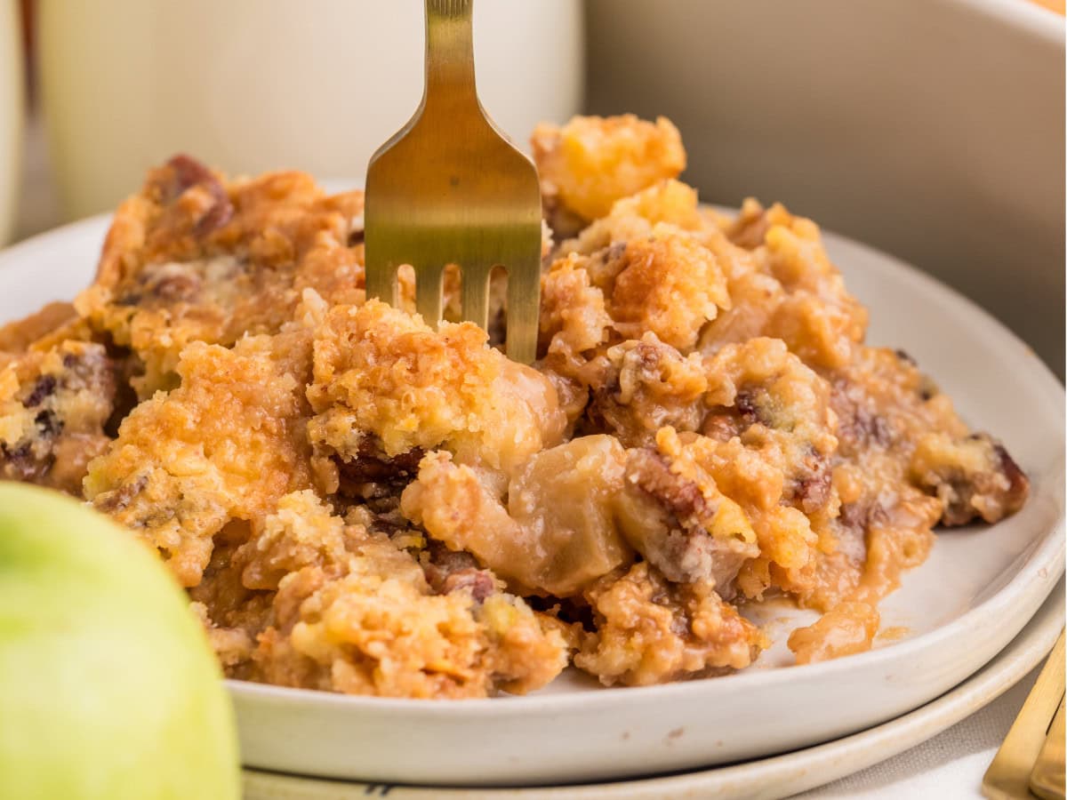 Classic apple dump cake with crumbly topping