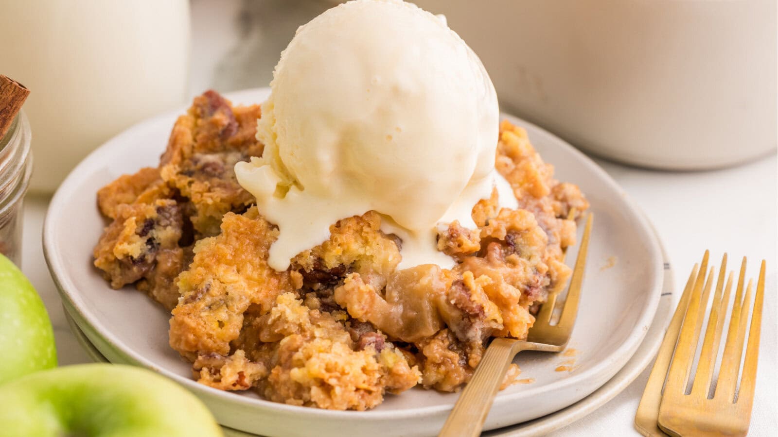 Simple apple dump cake for fall gatherings