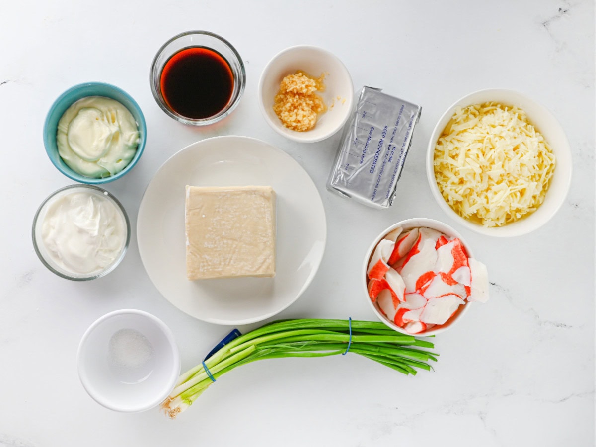Crab rangoon dip ingredients for easy appetizer