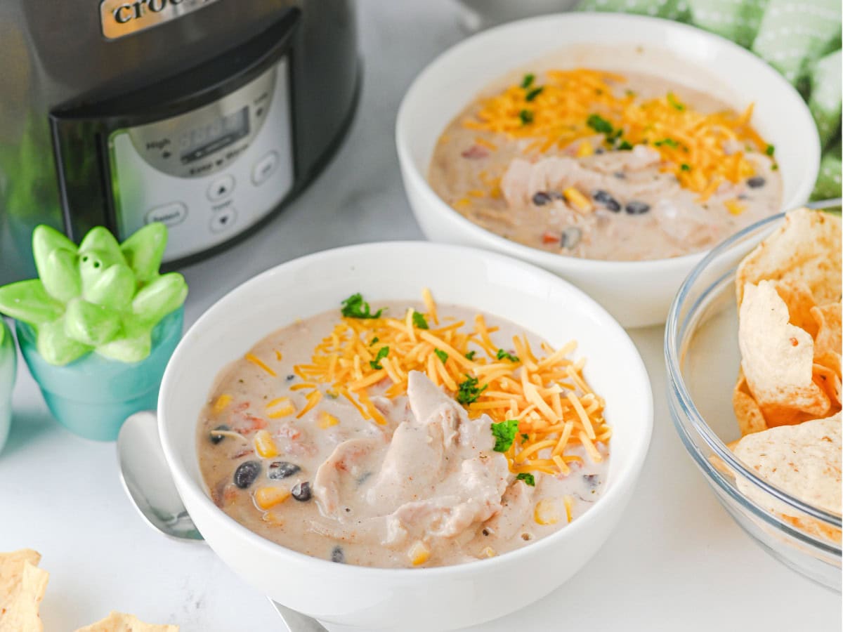 Easy cream cheese chicken chili