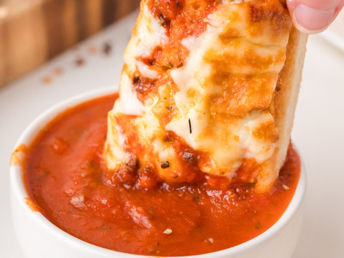 Garlic butter French bread pizza slices
