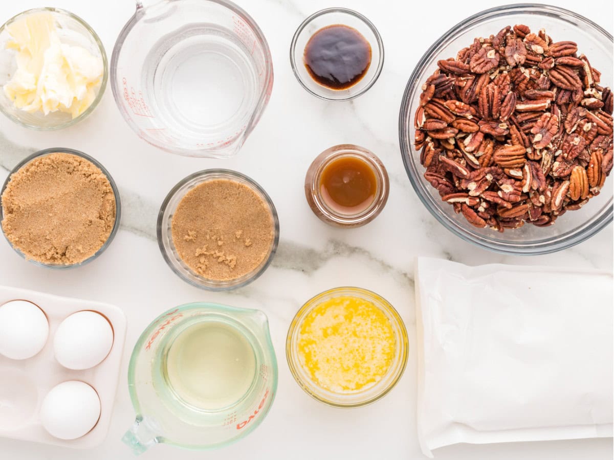 Yellow cake mix, pecans, and pecan pie filling ingredients