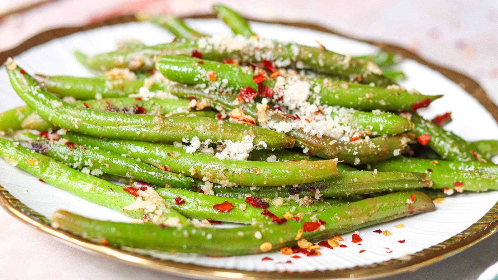 Crispy Parmesan green beans with Italian seasoning