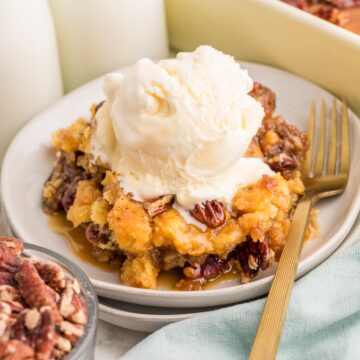 Easy pecan pie dump cake with vanilla ice cream